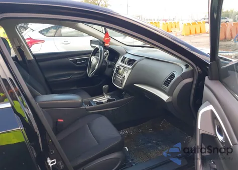 2017 Nissan Altima 2.5 S из США, поврежденный, VIN 1N4AL3AP0HC205830